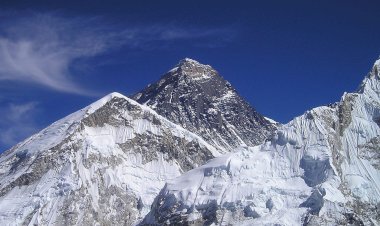 Climbing the Mount Everest: How Long Does It Take?